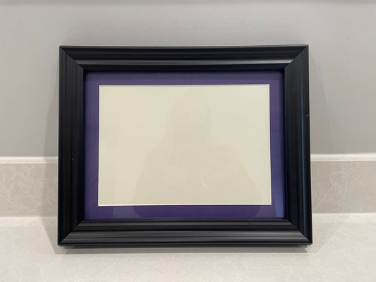 Purple Outline Picture Frame